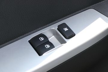 ����;�� T5 ��ȿ� ��׼�� 1.6L 105���� CNG 3.8�׵�������С��(����)ͼƬ