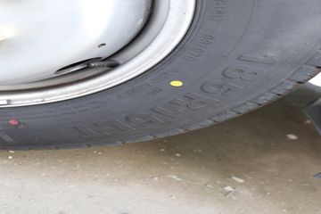 ����;�� T5 ��ȿ� ��׼�� 1.6L 105���� CNG 3.8�׵�������С��(����)ͼƬ