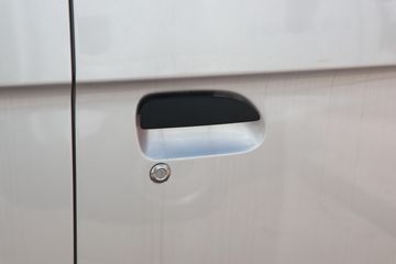 ������Խ��X7 2.0L 144���� ���� 3.05��˫������С��(SC1031FRS63)ͼƬ