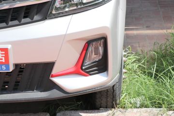 ������Խ��X7 2.0L 144���� ���� 3.05��˫������С��(SC1031FRS63)ͼƬ