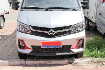 ������Խ��X7 2.0L 144���� ���� 3.05��˫������С��(SC1031FRS63)ͼƬ