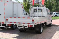 长安跨越王X7 2.0L 144马力 汽油 3.05米双排栏板小卡(SC1031FRS63) 长安跨越王X7 2.0L 144马力 汽油 3.05米双排栏板小卡(SC1031FRS63)