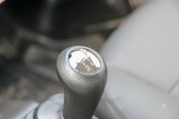 ������Խ��X7 2.0L 144���� ���� 3.05��˫������С��(SC1031FRS63)ͼƬ