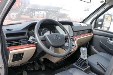 ������Խ��X7 2.0L 144���� ���� 3.05��˫������С��(SC1031FRS63)ͼƬ