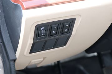 ������Խ��X7 2.0L 144���� ���� 3.05��˫������С��(SC1031FRS63)ͼƬ