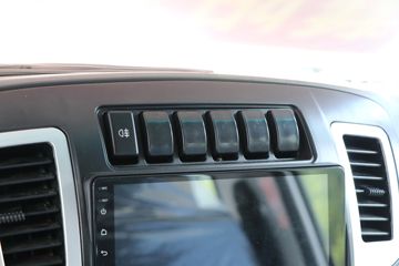 ���� С����W15 1.6L 123���� ���� 3.1��˫������С��ͼƬ