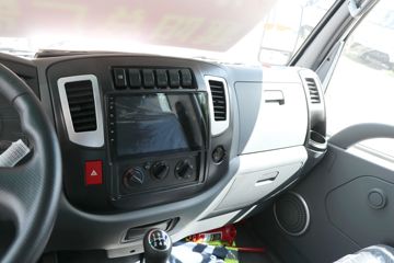 ���� С����W15 1.6L 123���� ���� 3.1��˫������С��ͼƬ
