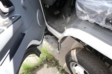 ���� С����W15 1.6L 123���� ���� 3.1��˫������С��ͼƬ