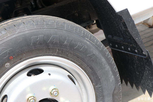 ������Խ��D5 PLUS ������ 1.6L 122���� 3.6��