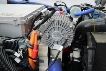 ŷ���� ����iBlue FT3 4.5T 4.05��ȼ�ϵ����س�(BJ5045XLCFCEV3)ͼƬ