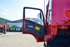 湖北大运 致胜 复合型 245马力 6X2 7.2米仓栅式载货车(国六)(DYQ5243CCYD6CB)
