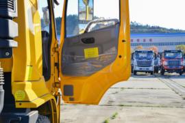 大运F7&nbsp;随车吊驾驶室图片