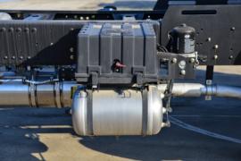 大运F7&nbsp;随车吊底盘图片