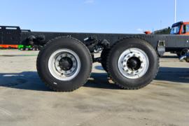 大运F7&nbsp;随车吊底盘图片