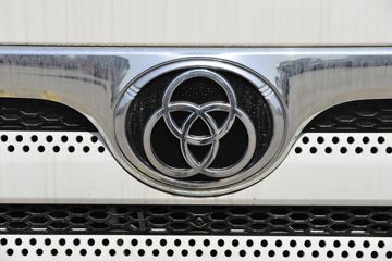 ����ʮͨ ���� 150���� 6�׵��Ų�դʽ�ػ���(STQ5125CCYN6)ͼƬ