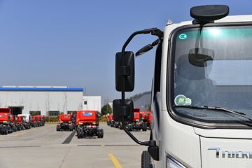 ����ʮͨ ���� 150���� 6�׵��Ų�դʽ�ػ���(STQ5125CCYN6)ͼƬ