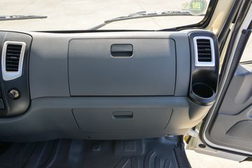 ����ʮͨ ���� 150���� 6�׵��Ų�դʽ�ػ���(STQ5125CCYN6)ͼƬ