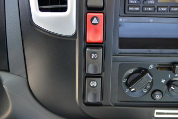 ����ʮͨ ���� 150���� 6�׵��Ų�դʽ�ػ���(STQ5125CCYN6)ͼƬ