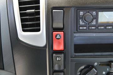 ����ʮͨ ���� 150���� 6�׵��Ų�դʽ�ػ���(STQ5125CCYN6)ͼƬ