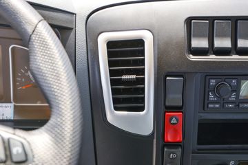 ����ʮͨ ���� 150���� 6�׵��Ų�դʽ�ػ���(STQ5125CCYN6)ͼƬ