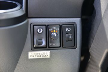 ����ʮͨ ���� 150���� 6�׵��Ų�դʽ�ػ���(STQ5125CCYN6)ͼƬ