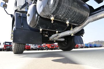 ����ʮͨ ���� 150���� 6�׵��Ų�դʽ�ػ���(STQ5125CCYN6)ͼƬ