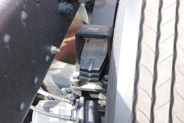 һ����� J6V  580���� 8X4 9.4�������ػ���(CA1310P66K25L7T4E6)ͼƬ