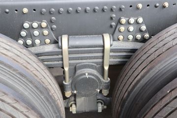 һ����� J6V  580���� 8X4 9.4�������ػ���(CA1310P66K25L7T4E6)ͼƬ