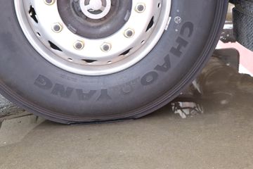 һ����� J6V  580���� 8X4 9.4�������ػ���(CA1310P66K25L7T4E6)ͼƬ