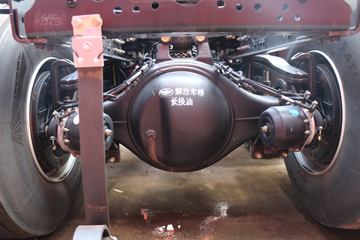 һ����� J6V�ؿ� �캽�� 600���� 6X4 LNGǣ����(Һ��)(CA4250P66M25T1AE6)ͼƬ