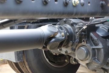 һ����� J6V�ؿ� �캽�� 600���� 6X4 LNGǣ����(Һ��)(CA4250P66M25T1AE6)ͼƬ