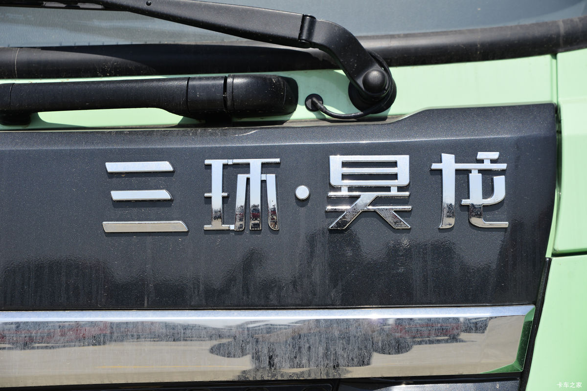 ʮͨ  200 4X2 4.3ж(STQ3163L04Y4N6)                                                
