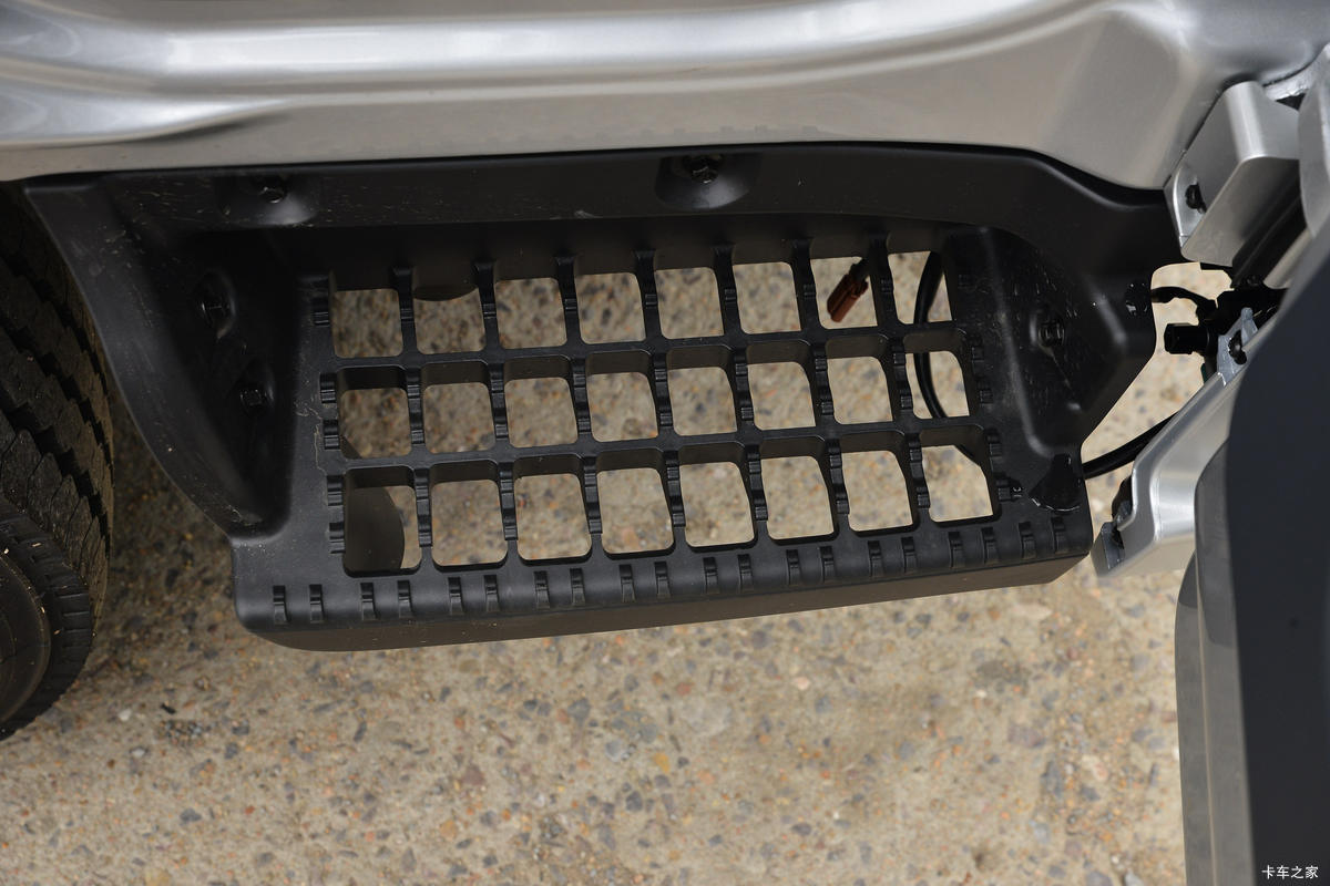 ���� ����CTV 140���� 4.14�׵�����ʽ�Ῠ(����)��ʻ��                                               