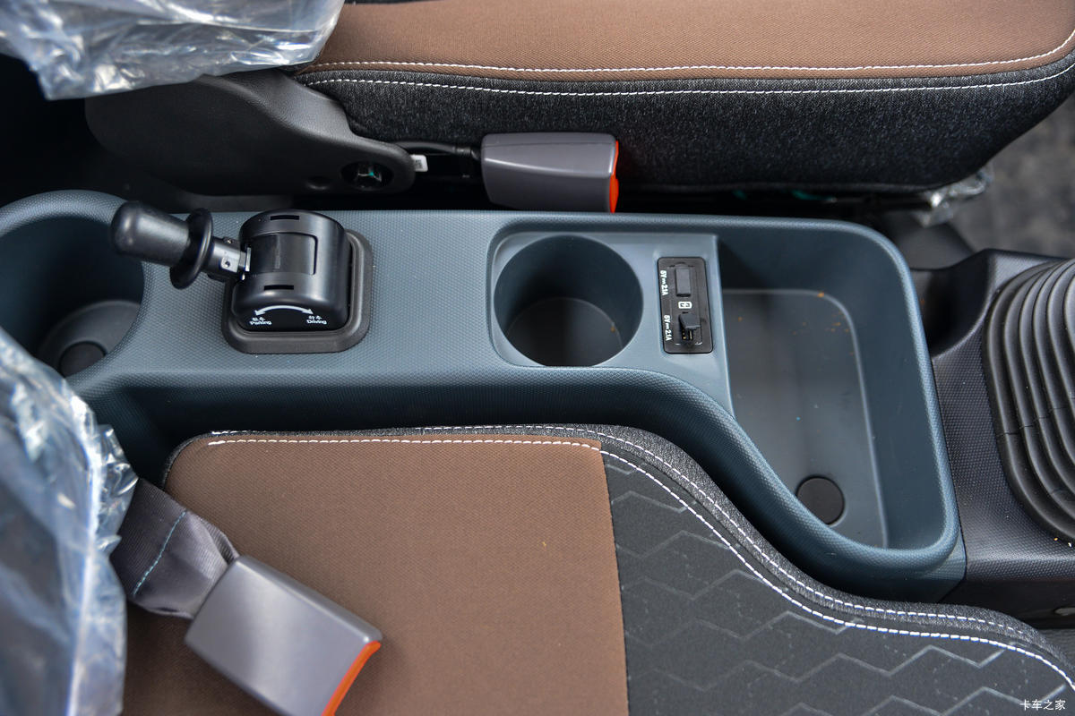 ���� ����CTV 140���� 4.14�׵�����ʽ�Ῠ(����)��ʻ��                                               