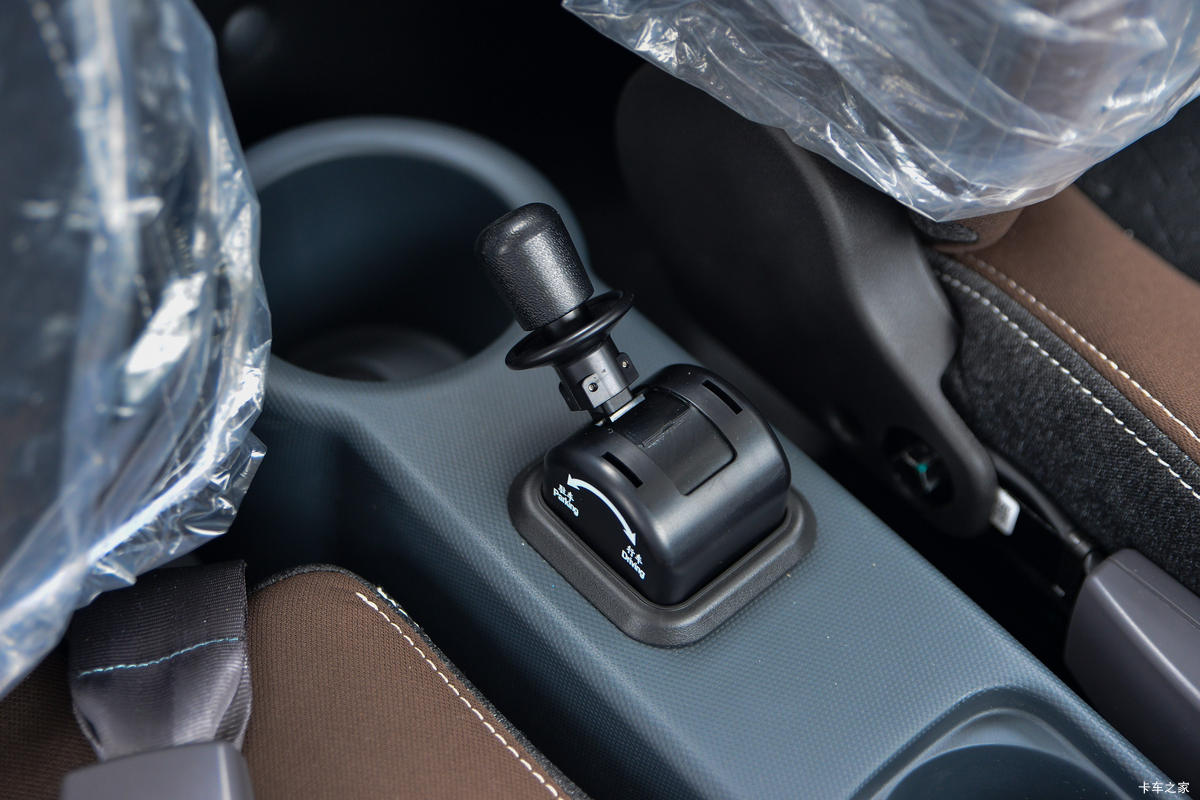 ���� ����CTV 140���� 4.14�׵�����ʽ�Ῠ(����)��ʻ��                                               