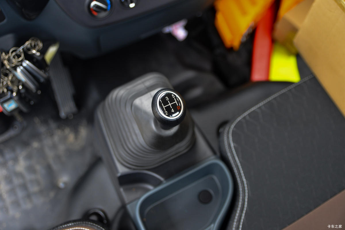 ���� ����CTV 140���� 4.14�׵�����ʽ�Ῠ(����)��ʻ��                                               