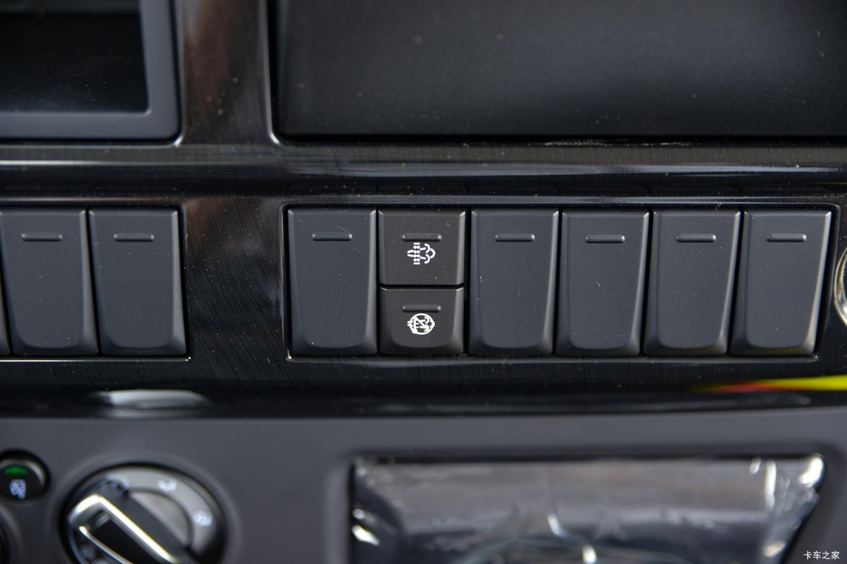 ���� ����CTV 140���� 4.14�׵�����ʽ�Ῠ(����)��ʻ��                                               