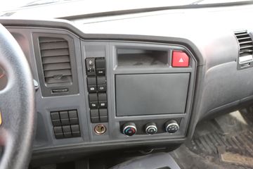 �й�����HOWO ���� 140���� 4.15��AMT�Զ������������ῨͼƬ