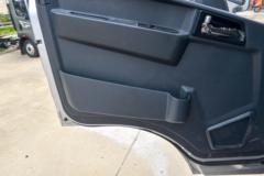 中国重汽HOWO 悍将 151马力 4.15米单排厢式轻卡(ZZ5047XXYG3215F144B)