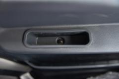 中国重汽HOWO 悍将 151马力 4.15米单排厢式轻卡(ZZ5047XXYG3215F144B)