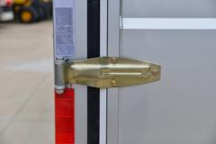 中国重汽HOWO 悍将 151马力 4.15米单排厢式轻卡(ZZ5047XXYG3215F144B)