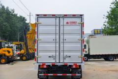 中国重汽HOWO 悍将 151马力 4.15米单排厢式轻卡(ZZ5047XXYG3215F144B)