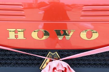 йHOWO  160 4.15AMTԶʽῨ(ZZ5047XXYC3215F145)ͼƬ