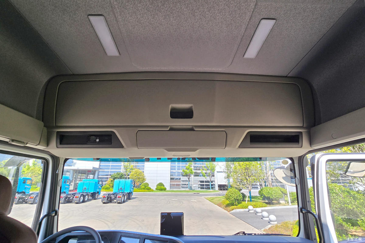 【图】三一重卡 江山版 6X4 氢燃料牵引车(SYM42503SWFCEV15)_实拍图片_1960607_卡车之家