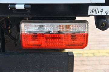 ����;�� T5  95���� 4.05�׵�������С��(EQ1043S16DC)ͼƬ