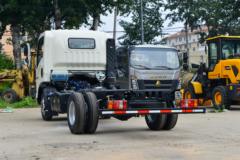 中国重汽HOWO 悍将M 145马力 4.15米单排栏板轻卡(万里扬5档)(ZZ1047G3215F144B)