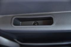 中国重汽HOWO 悍将 160马力 4.15米单排厢式轻卡(ZZ5047XXYF3114F144)