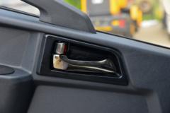 中国重汽HOWO 悍将 160马力 4.15米单排厢式轻卡(ZZ5047XXYF3114F144)