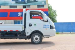 东风途逸 T6 127马力 4.005米单排栏板小卡