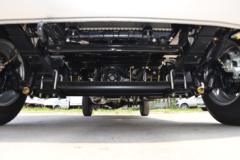 东风 小霸王W08 1.6L 123马力 3.05米单排厢式小卡(后单胎)(EQ5031XXY60Q3AC)